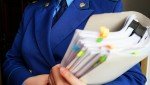 По постановлению прокурора чиновник привлечен к ответственности за несвоевременный ответ гражданину